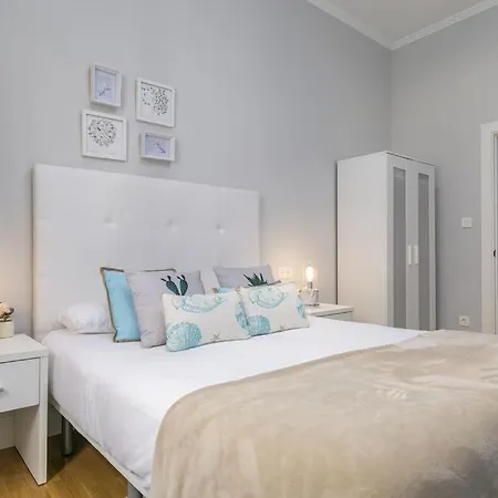 Апартаменти Amplio Y Confortable En El Casco Viejo Con Parking Privado