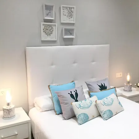 Апартаменти Amplio Y Confortable En El Casco Viejo Con Parking Privado *