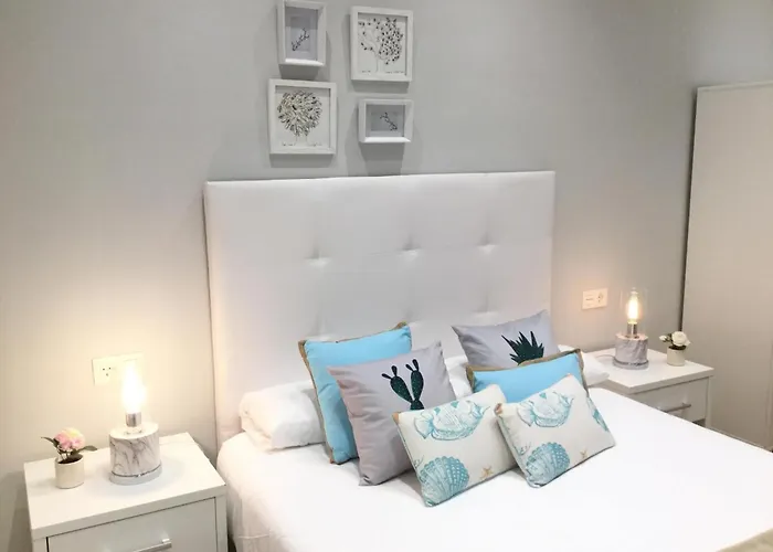 Апартаменти Amplio Y Confortable En El Casco Viejo Con Parking Privado *